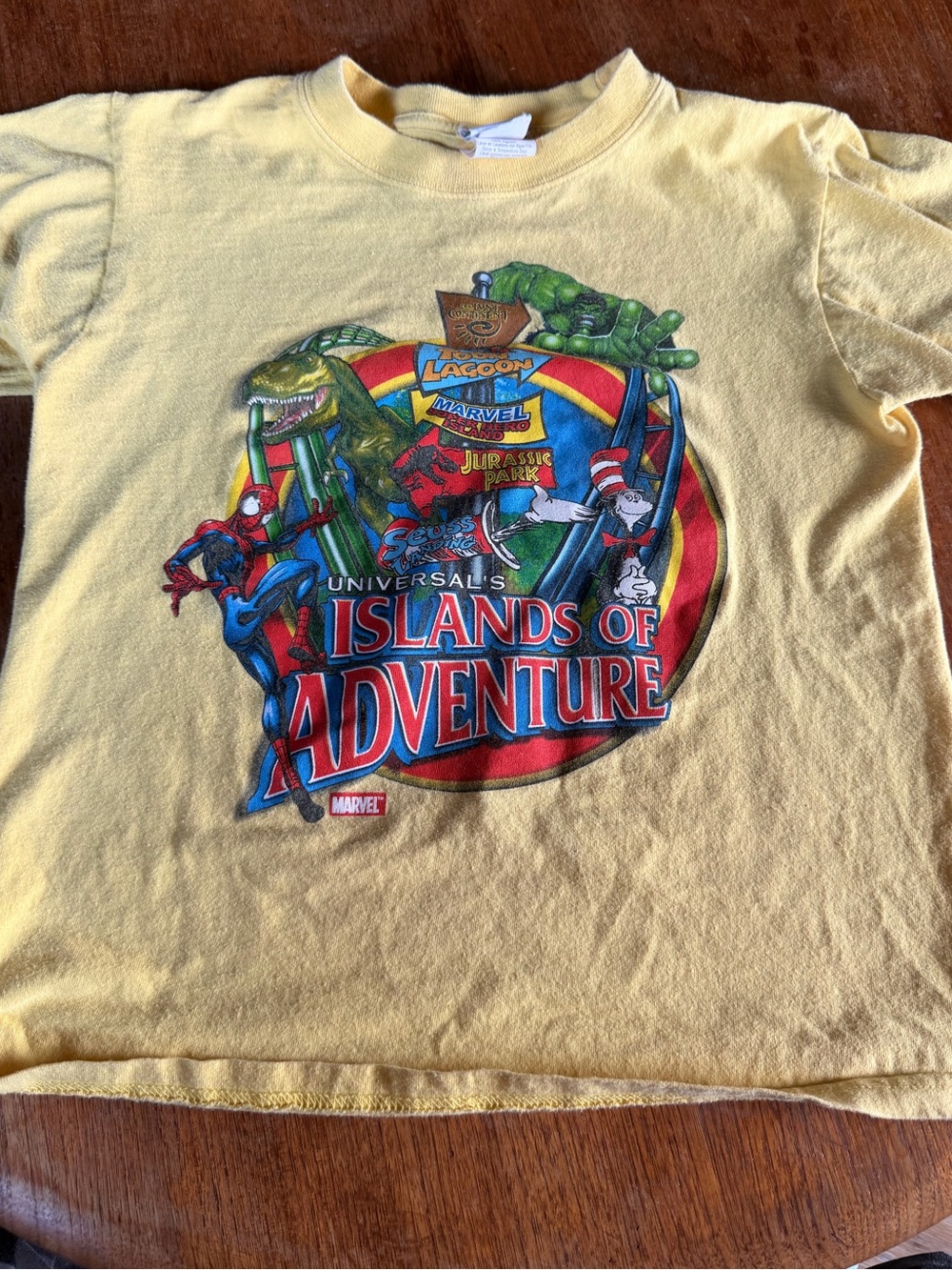 Vintage Islands of Adventure T Shirt Tee Size M Youth Universal Studios Florida